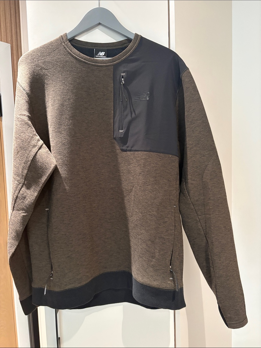 New Balance Men’s khaki Crewneck Sweatshirt with Black Chest Panel